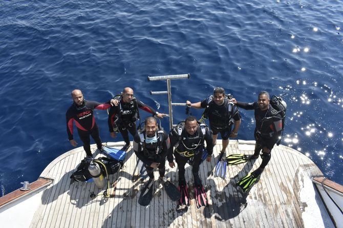 Red Sea Moorings maintenance